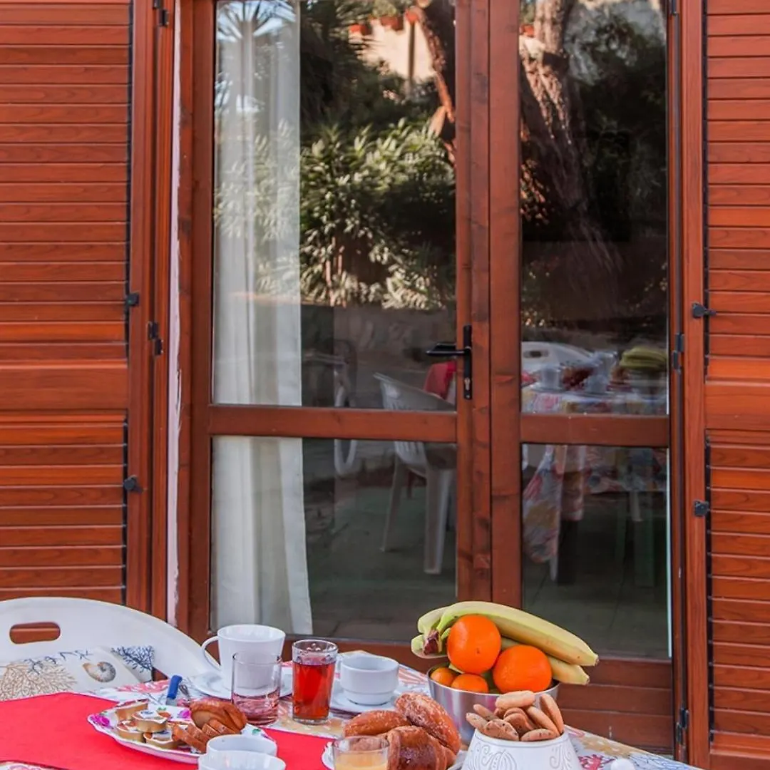 Apartament Casa Vacanze Bouganville La Maddalena Con Parcheggio Privato Włochy